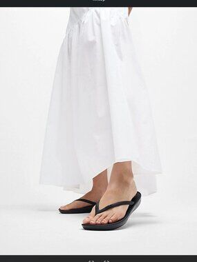 Fitflop Blank Ruber iQUSHION Ergonomic Flip-Flops Size 7